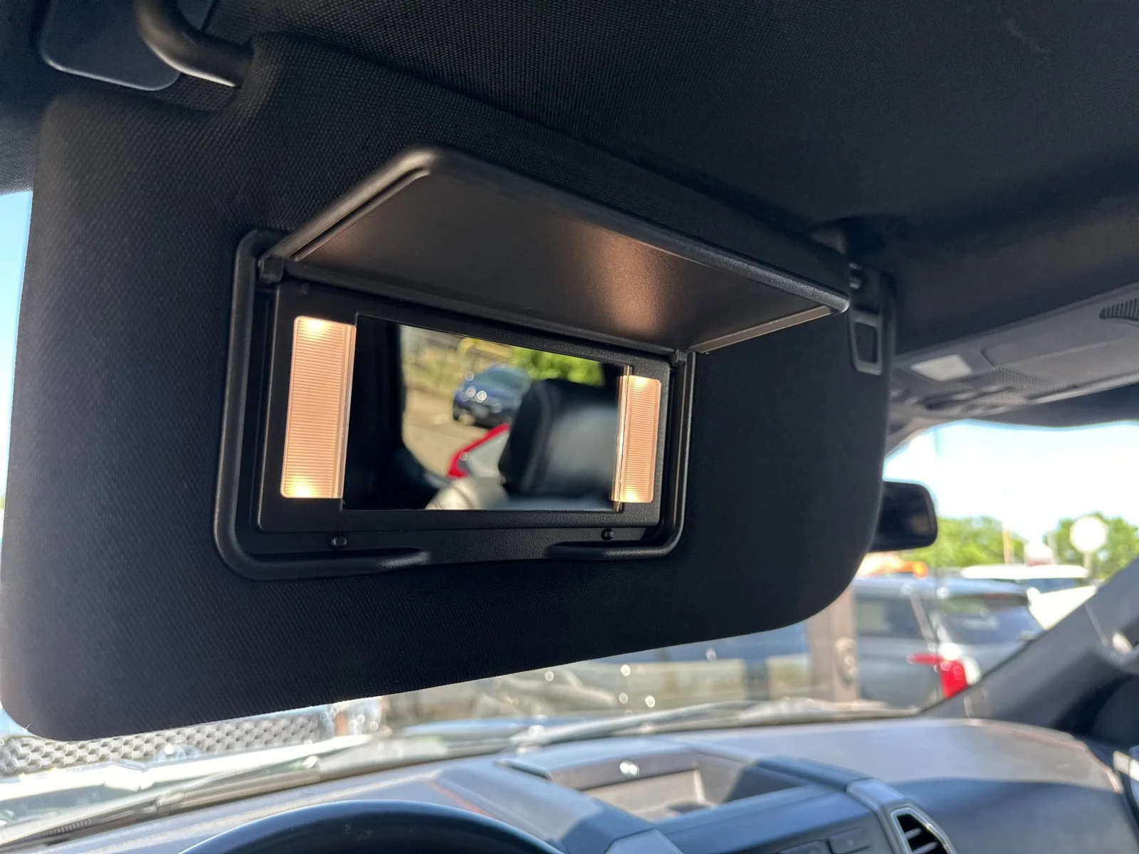 Used 2020 Black Ford Platinum image 83