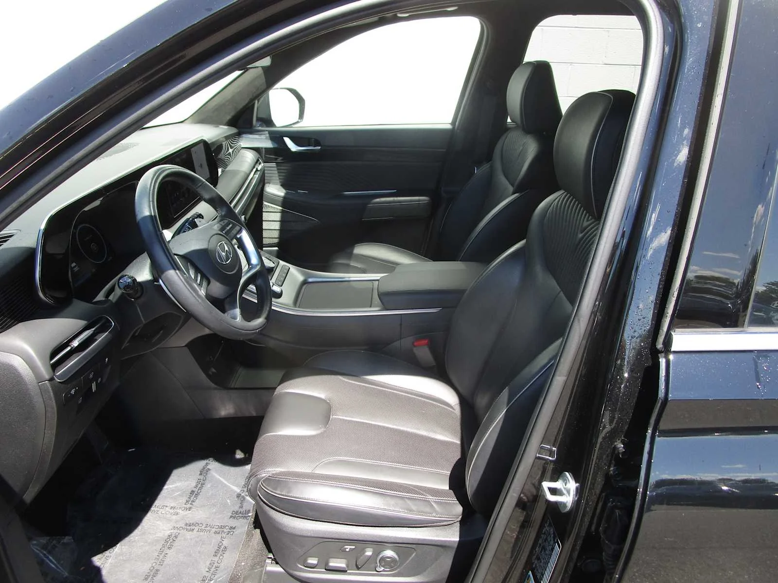 Used 2023 Abyss Black Pearl Hyundai Calligraphy image 12