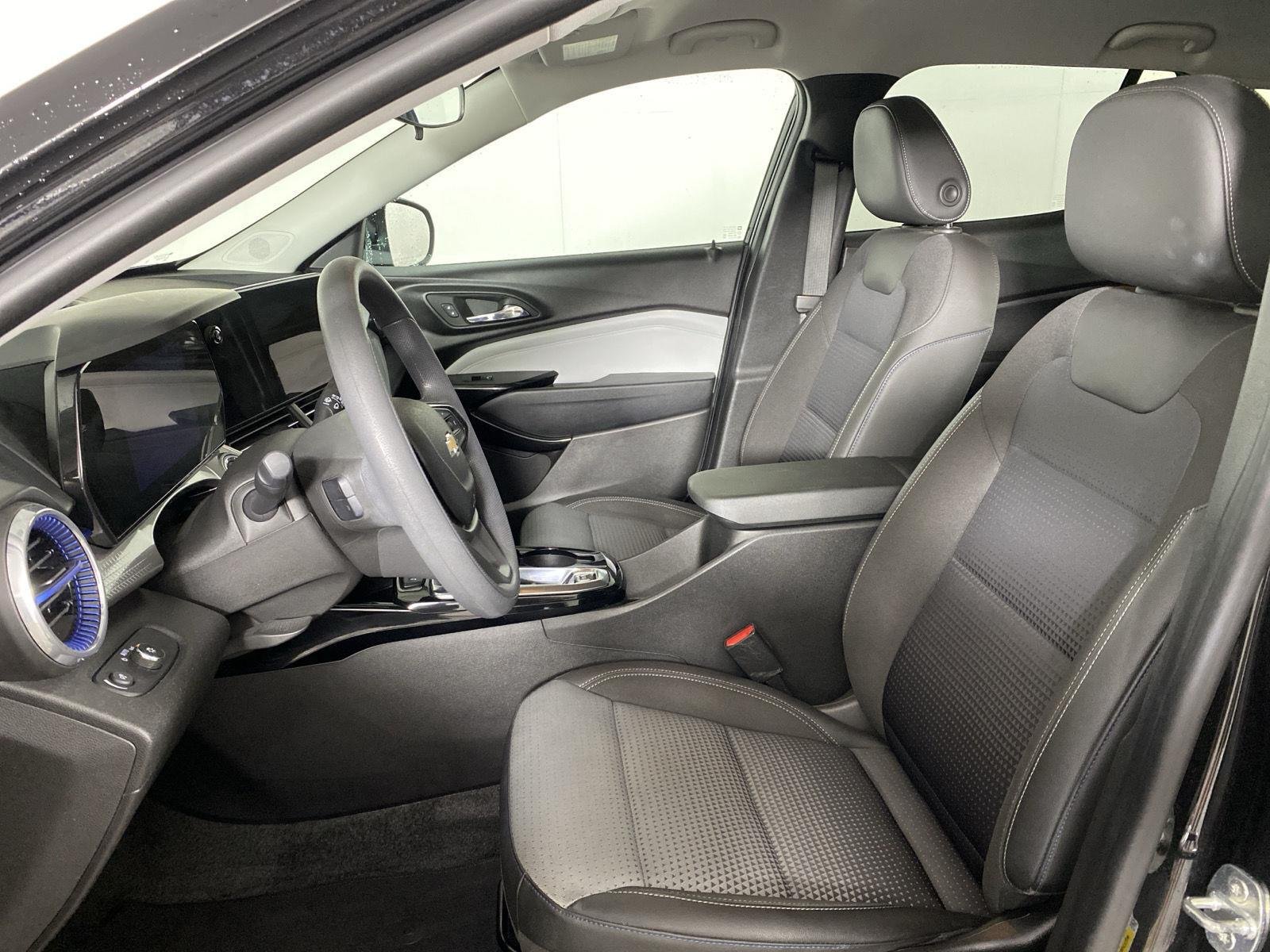 Used 2024 Mosaic Black Metallic Chevrolet LT image 10