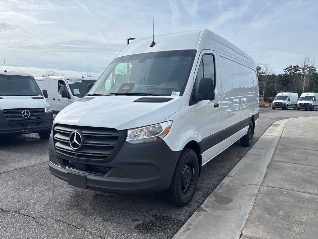 New 2026 White Mercedes-Benz Cargo 170 WB image 7
