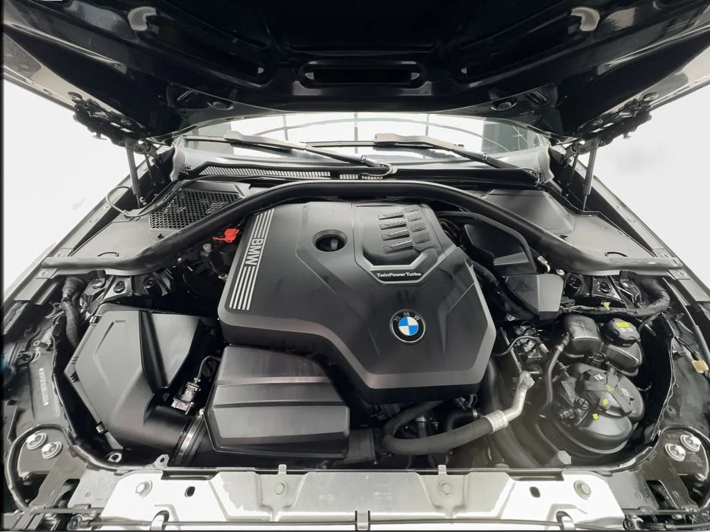 Used 2022 Black BMW 330i image 18