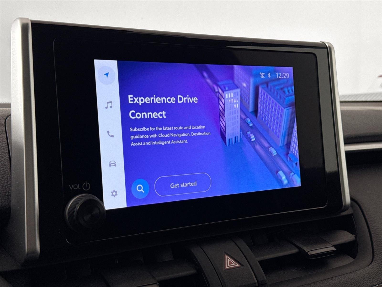 Used 2025 Ice Cap Toyota XLE image 7