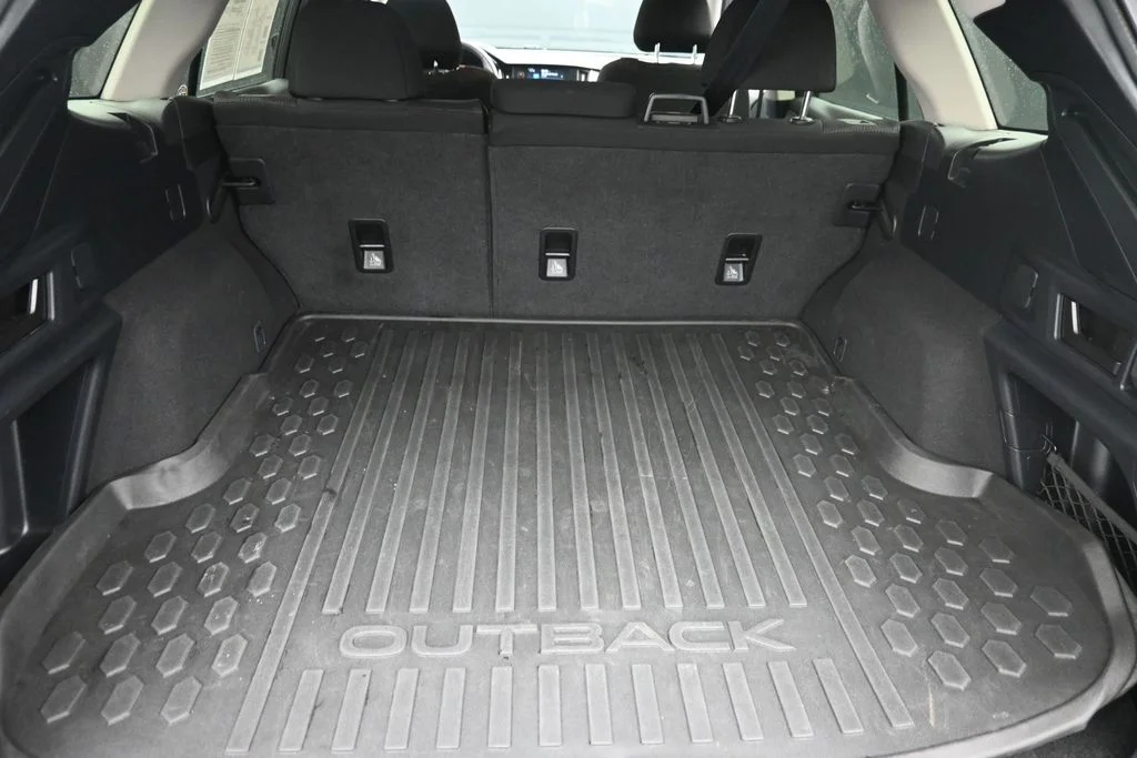 Used 2020 Gray Subaru Premium image 11