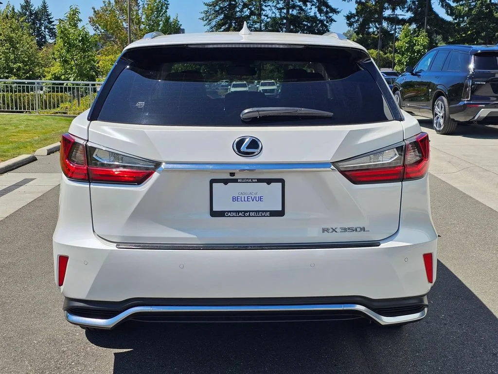 Used 2021  Lexus RX 350L image 4