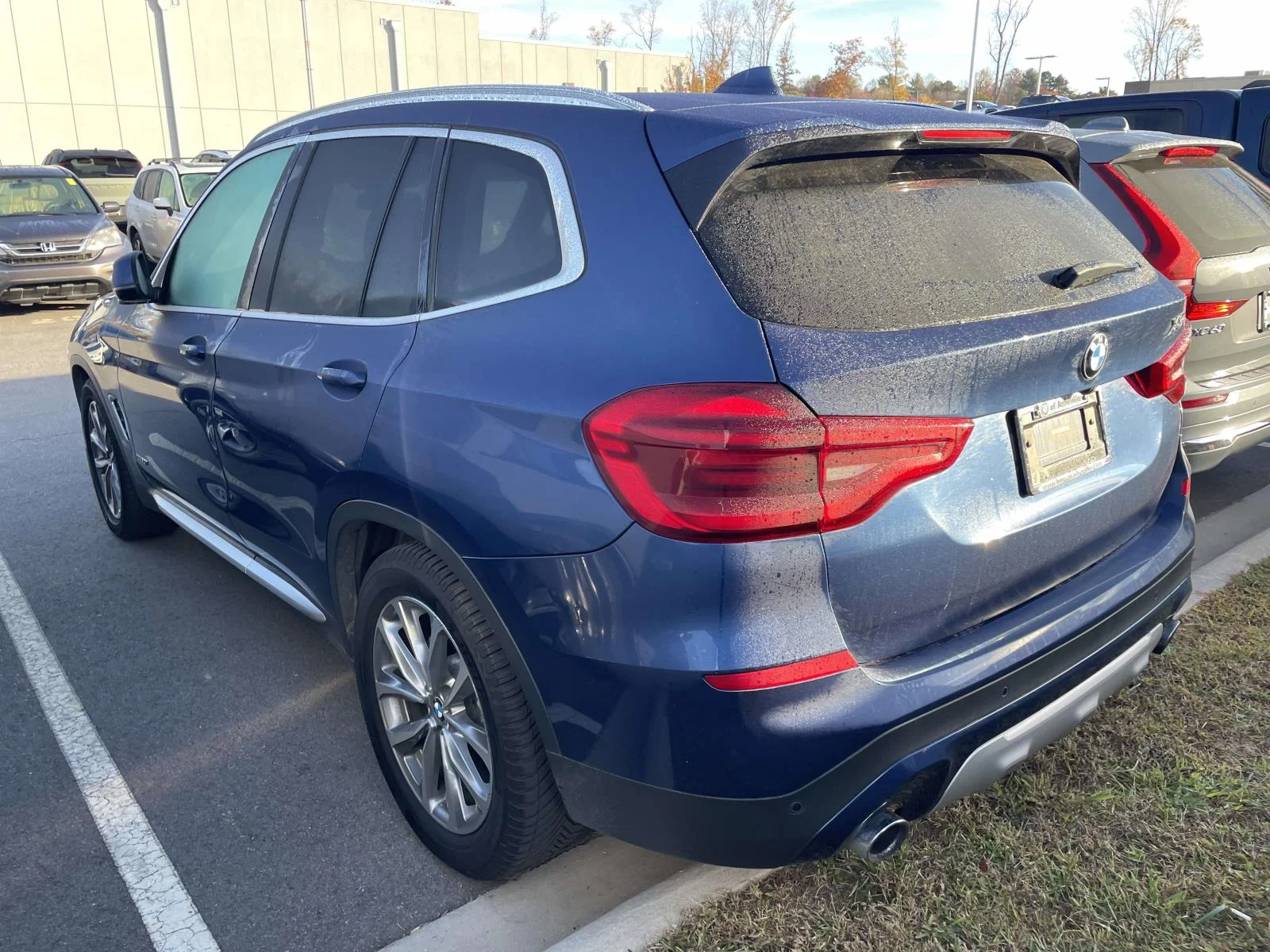 Used 2018 Phytonic Blue Metallic BMW xDrive30i image 4