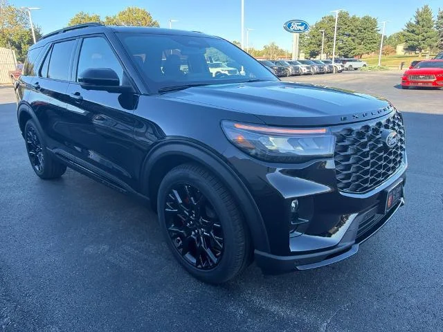New 2027 Agate Black Metallic Ford ST image 37