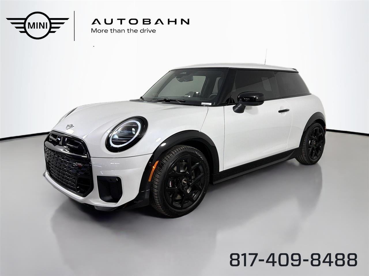 2026 MINI Hardtop Cooper S's photo