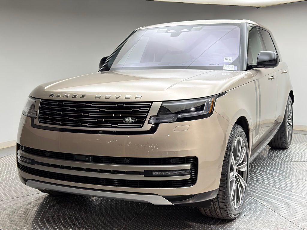 Used 2023 Batumi Gold Premium Metallic Land Rover SE image 1