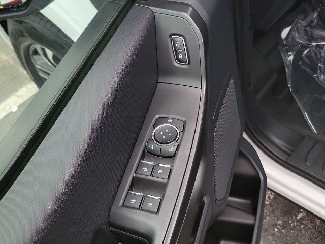 Used 2023 White Ford XL image 21