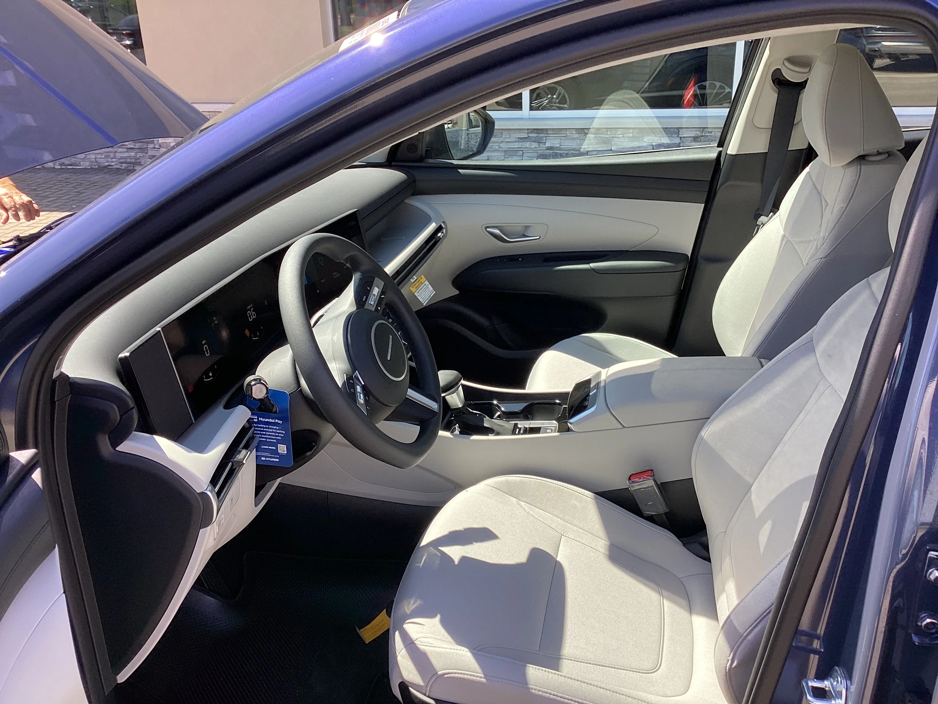 New 2026 Creamy White Pearl Hyundai Blue SE image 3