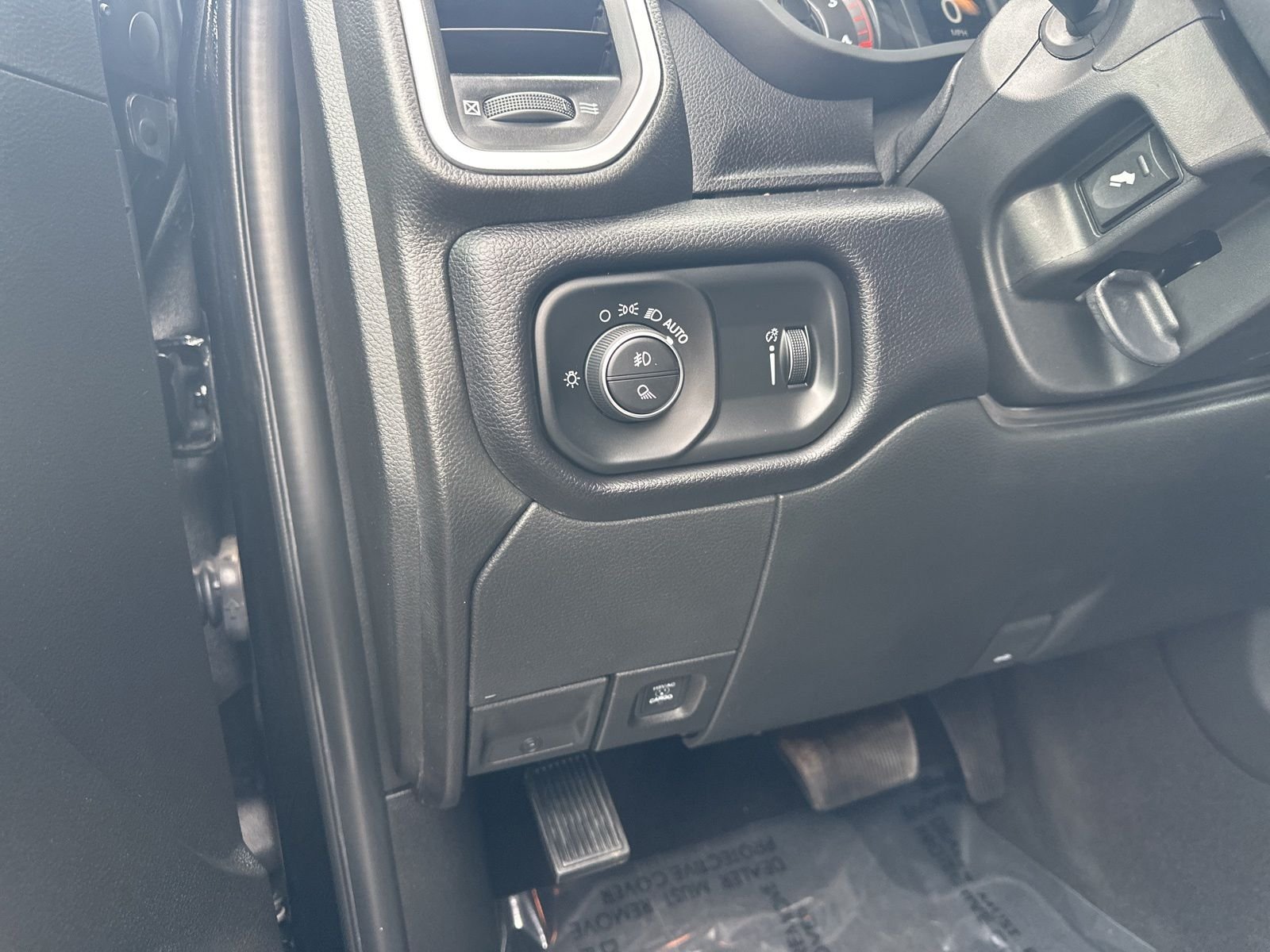 Used 2022 Black Ram Big Horn image 19