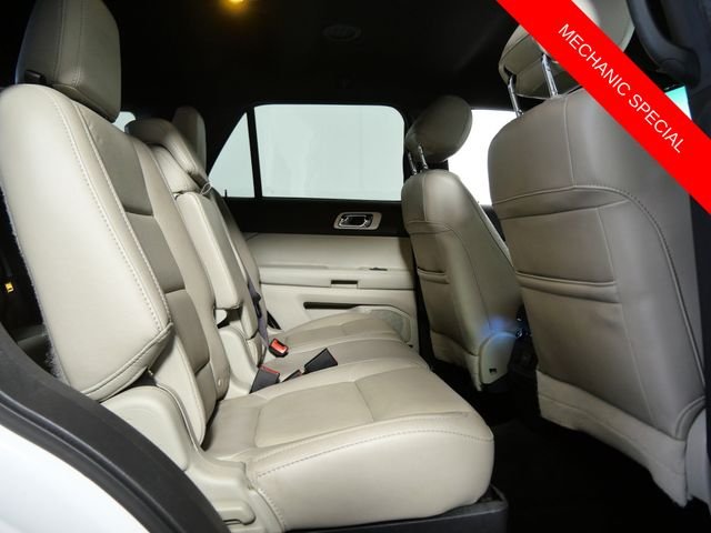 Used 2014 White Ford Limited image 11