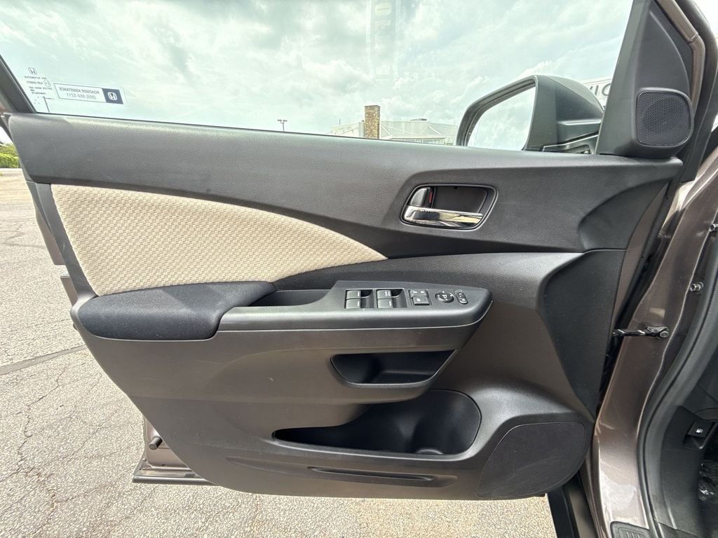 Used 2016  Honda EX image 13