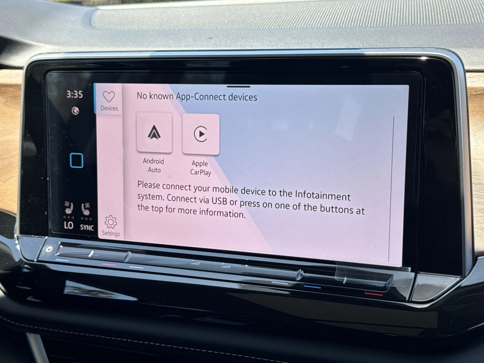 New 2026 Pure Gray Volkswagen 2.0T SE w/Technology image 26