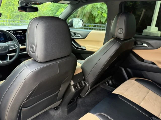 Used 2026 Black Chevrolet ACTIV image 26