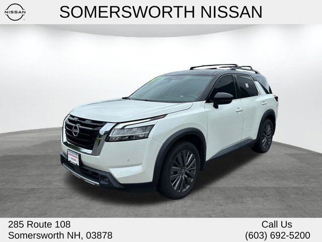 2024 Nissan Pathfinder SL