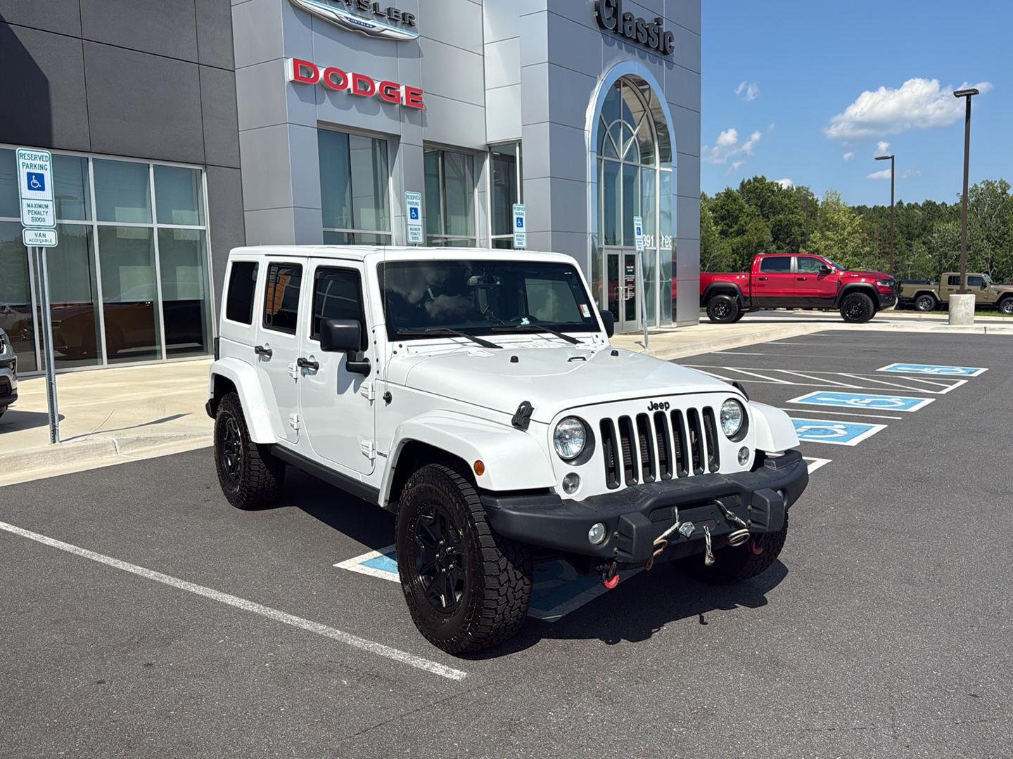 Used 2016 Bright White Clearcoat Jeep Backcountry image 4