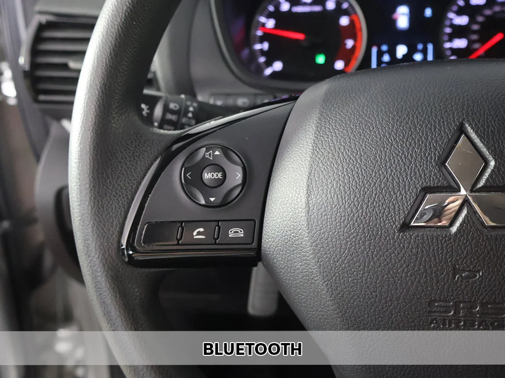 Used 2024 Silver Mitsubishi ES image 4