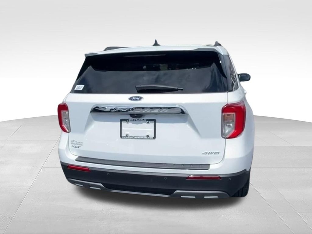Used 2023 White Ford XLT image 7