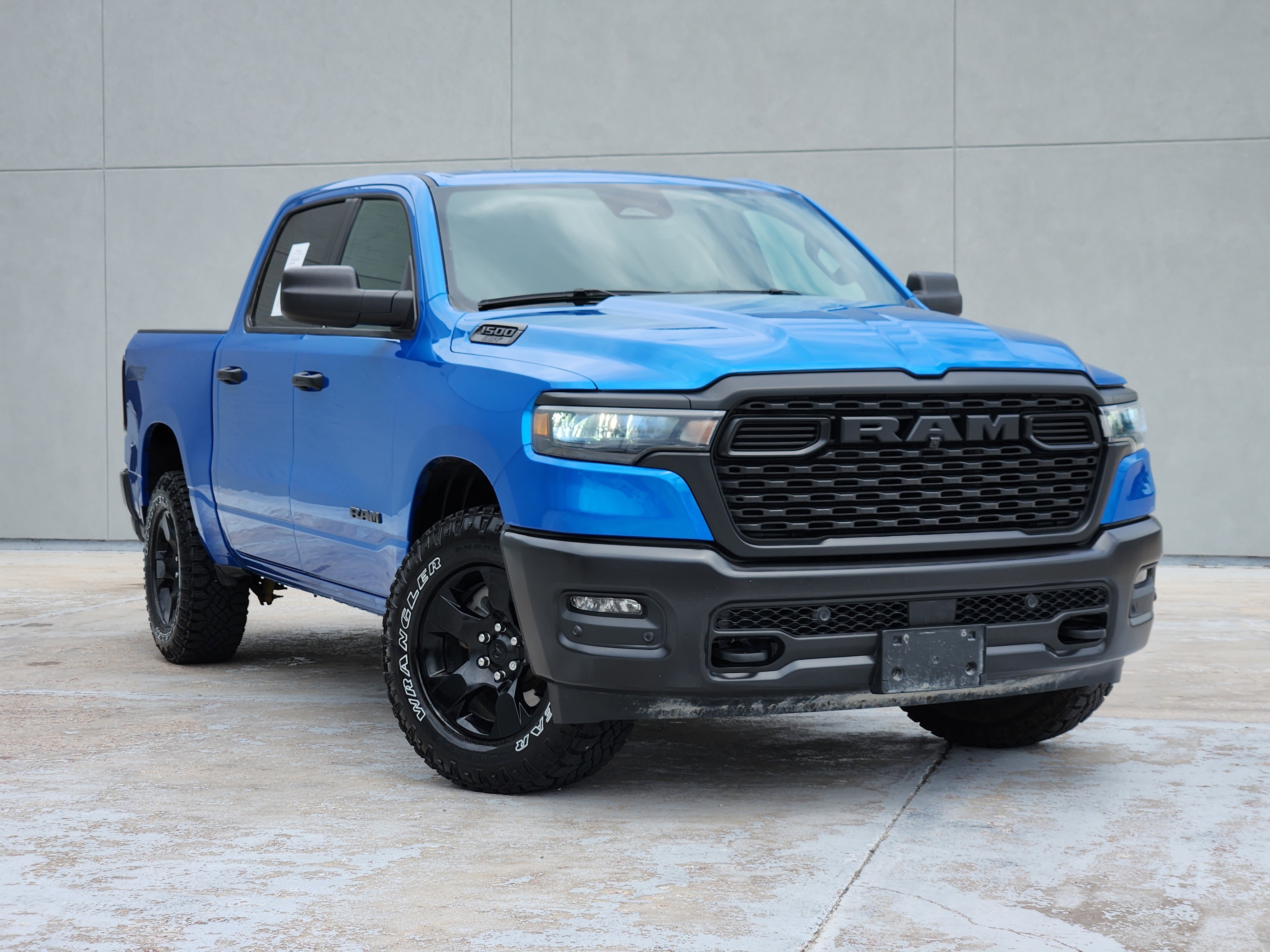 2025 RAM 1500 Warlock 4x4 Crew Cab 5'7's photo