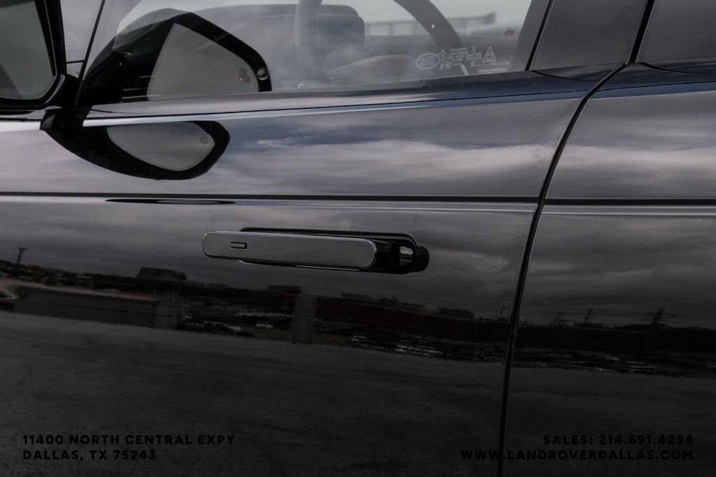 Used 2023 Black Land Rover SE image 42