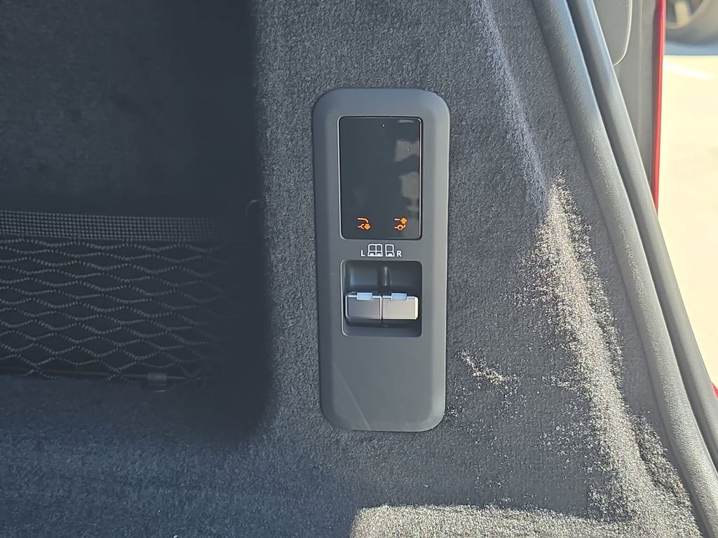 New 2026 Firenze Red Land Rover SE image 14