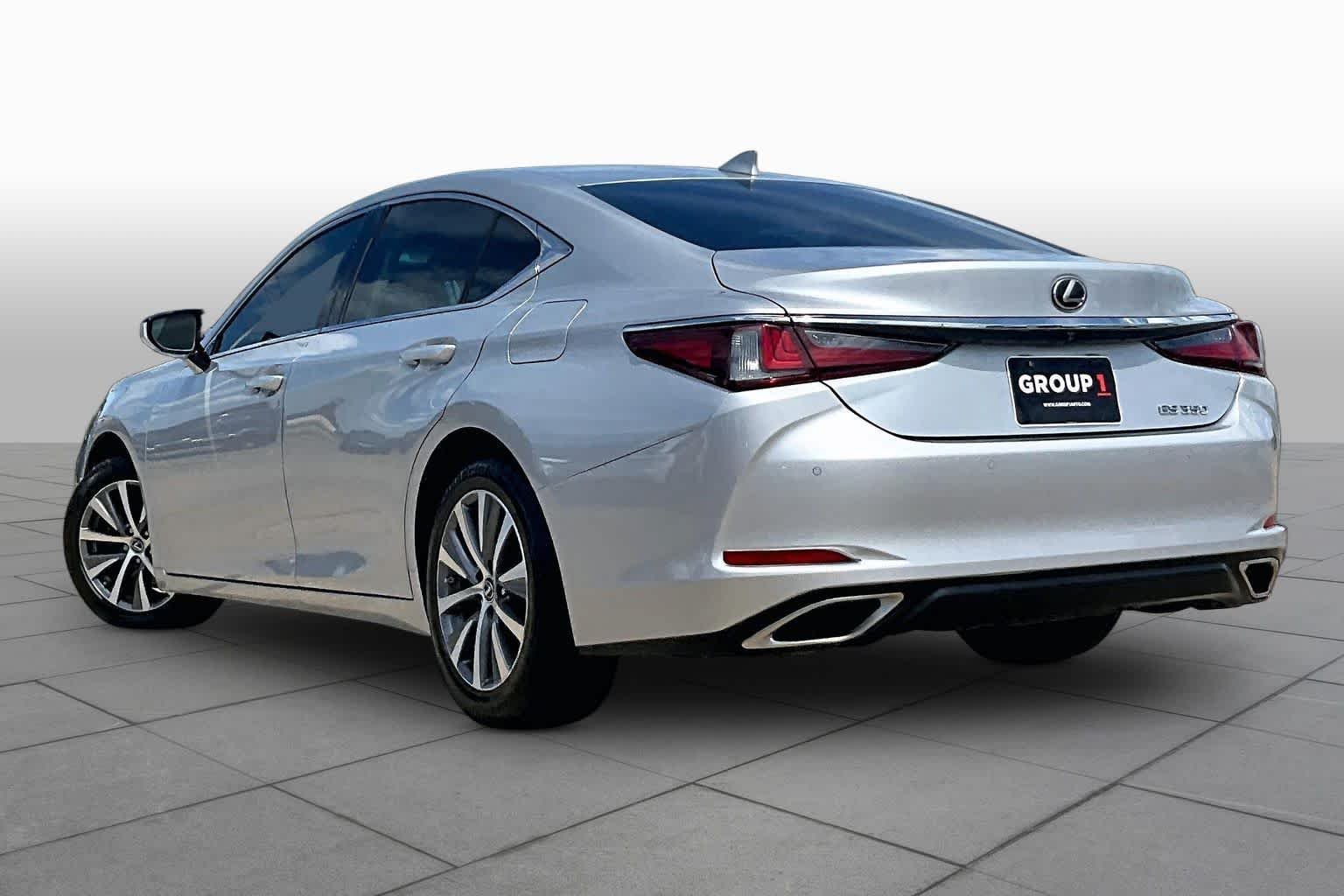 Used 2021 Silver Lining Metallic Lexus  image 12