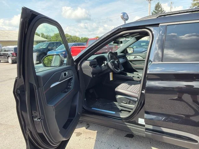 New 2026 Agate Black Metallic Ford ST-Line image 20