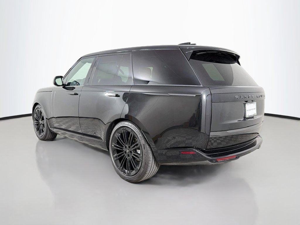 New 2027 Santorini Black Land Rover SE image 7
