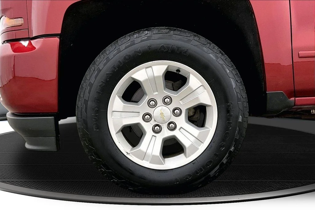 Certified Used 2018 Red Chevrolet LT image 33