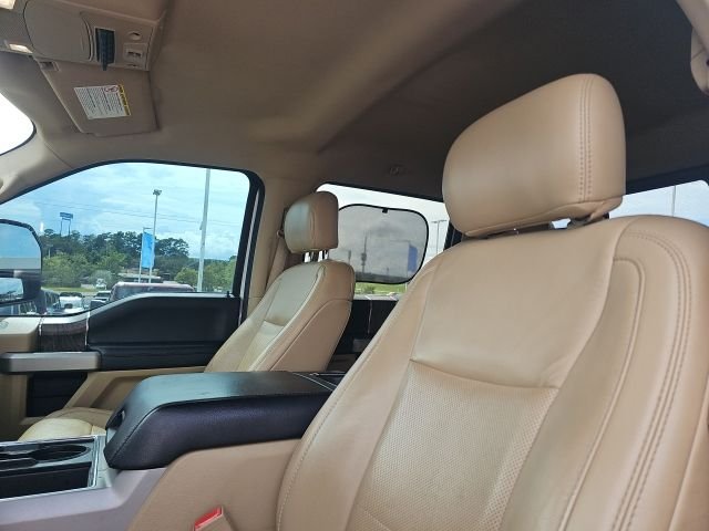 Used 2019 White Ford Lariat image 20