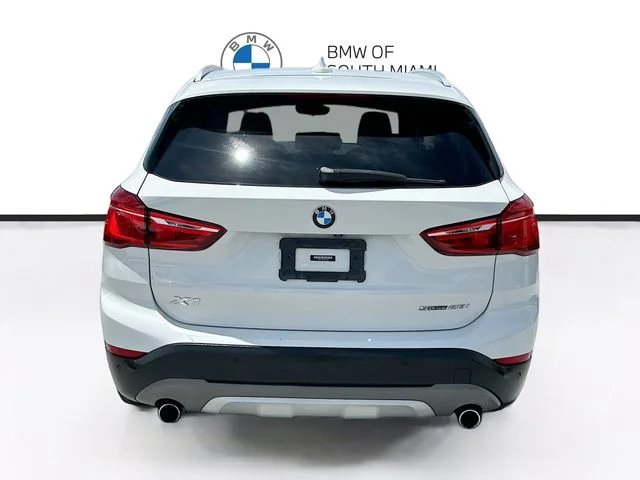 Used 2019 White BMW sDrive28i image 6