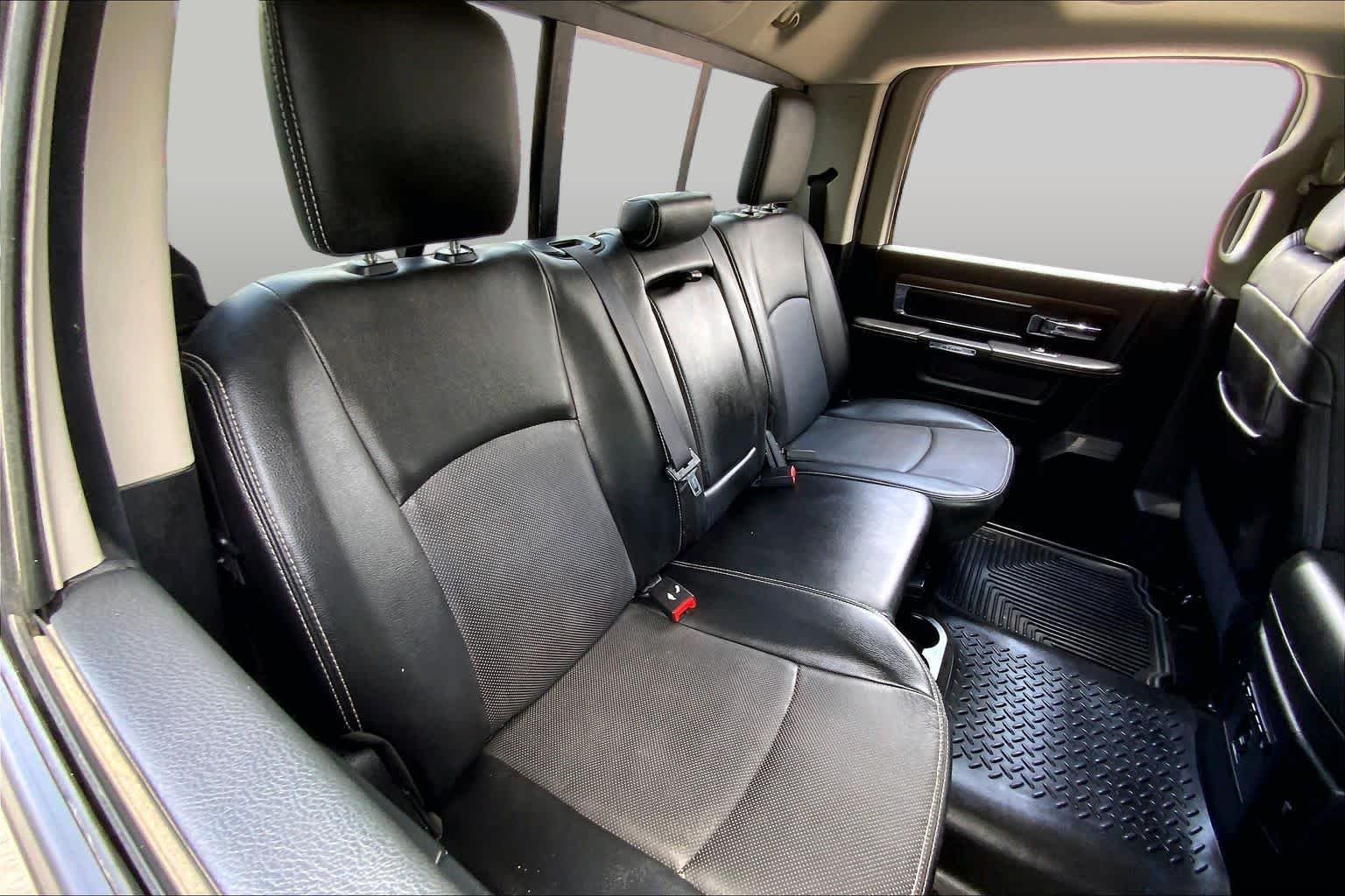 Used 2015 Black Clearcoat Ram Laramie image 18