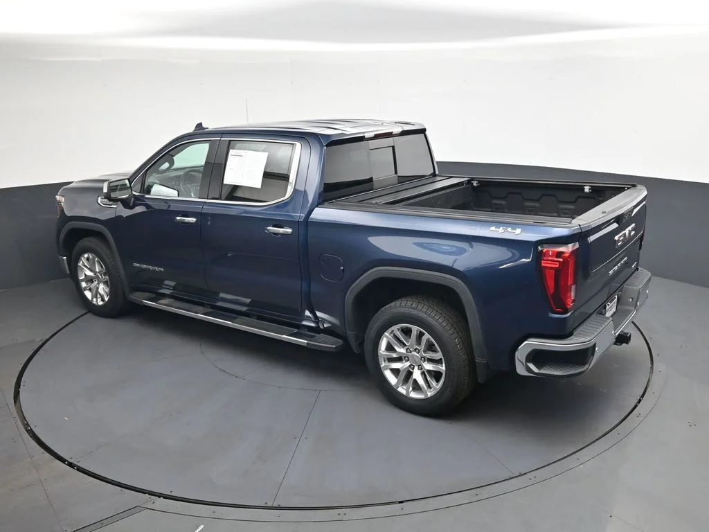 Used 2020 Blue GMC SLT image 38