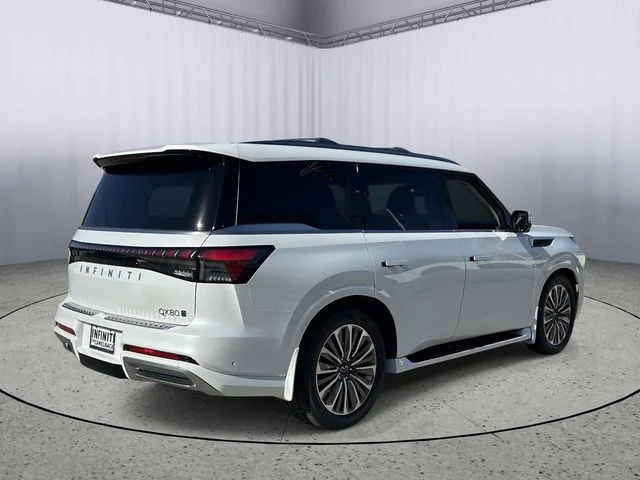 New 2027 RADIANT WHITE INFINITI Luxe 4WD image 9