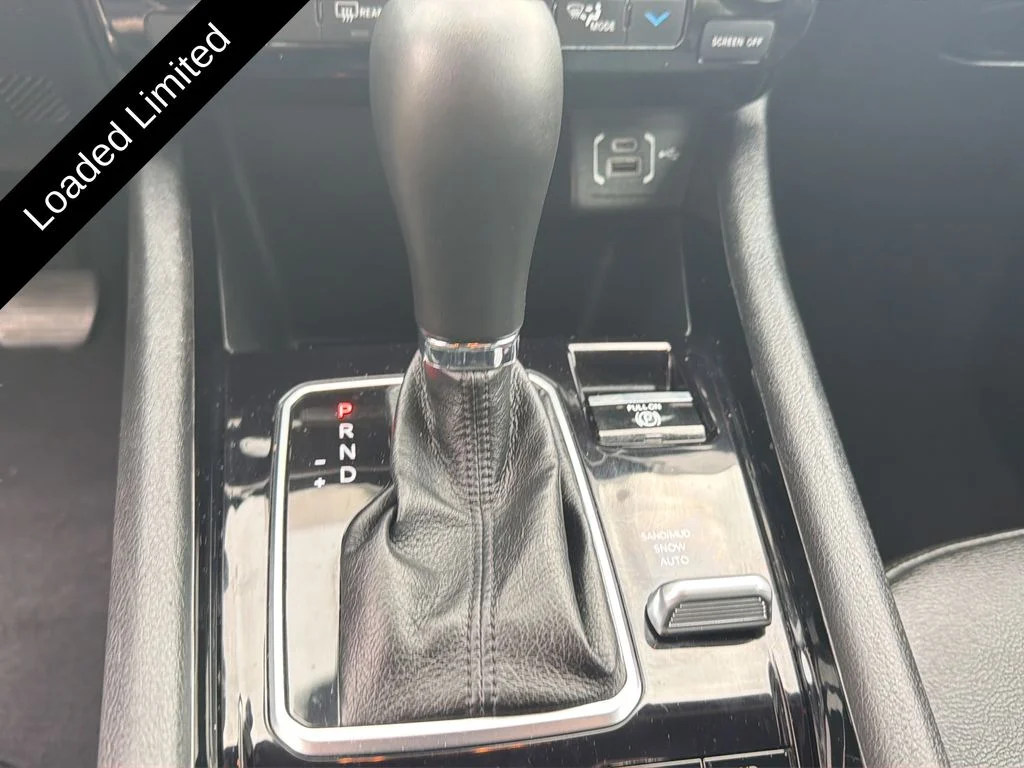 Used 2024 Silver Jeep Limited image 25