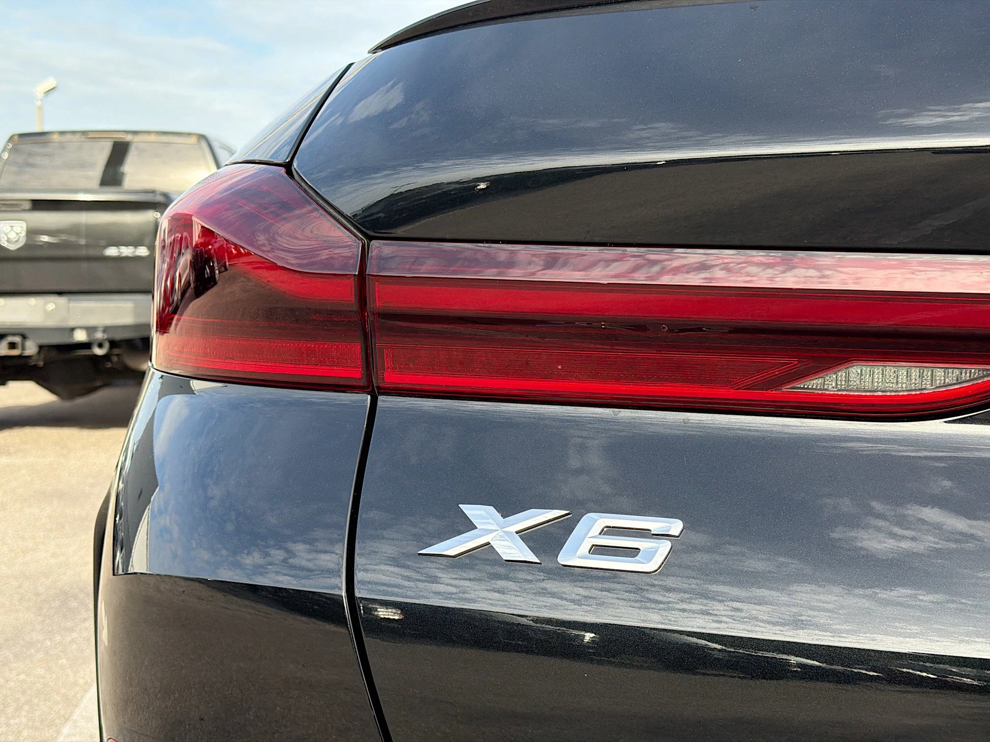 New 2026 Black Sapphire Metallic BMW xDrive40i image 10