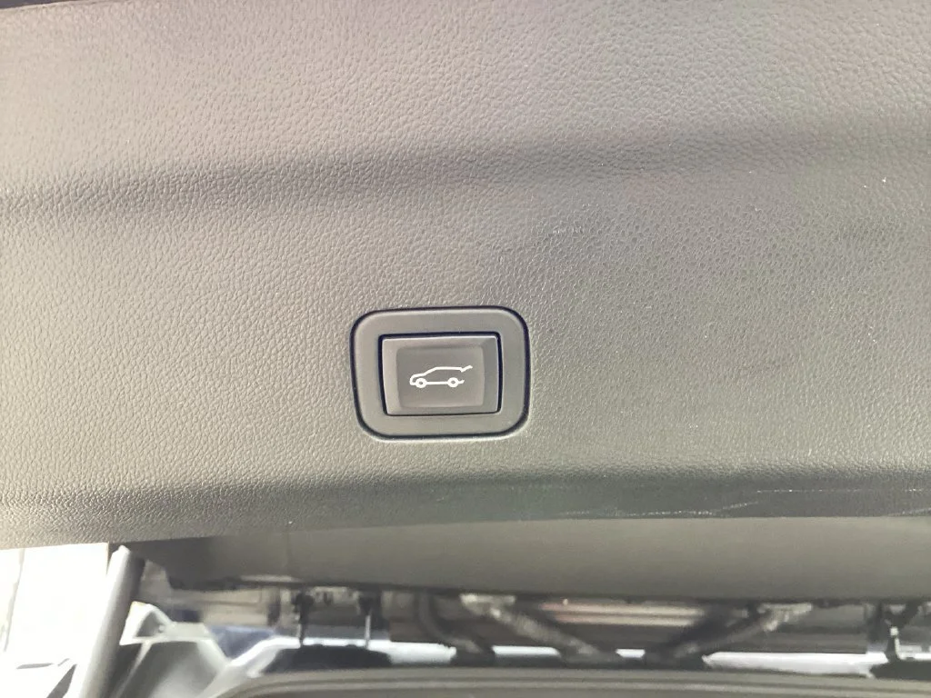 Used 2023 MIDNIGHT BLUE METALLIC Chevrolet LT image 32