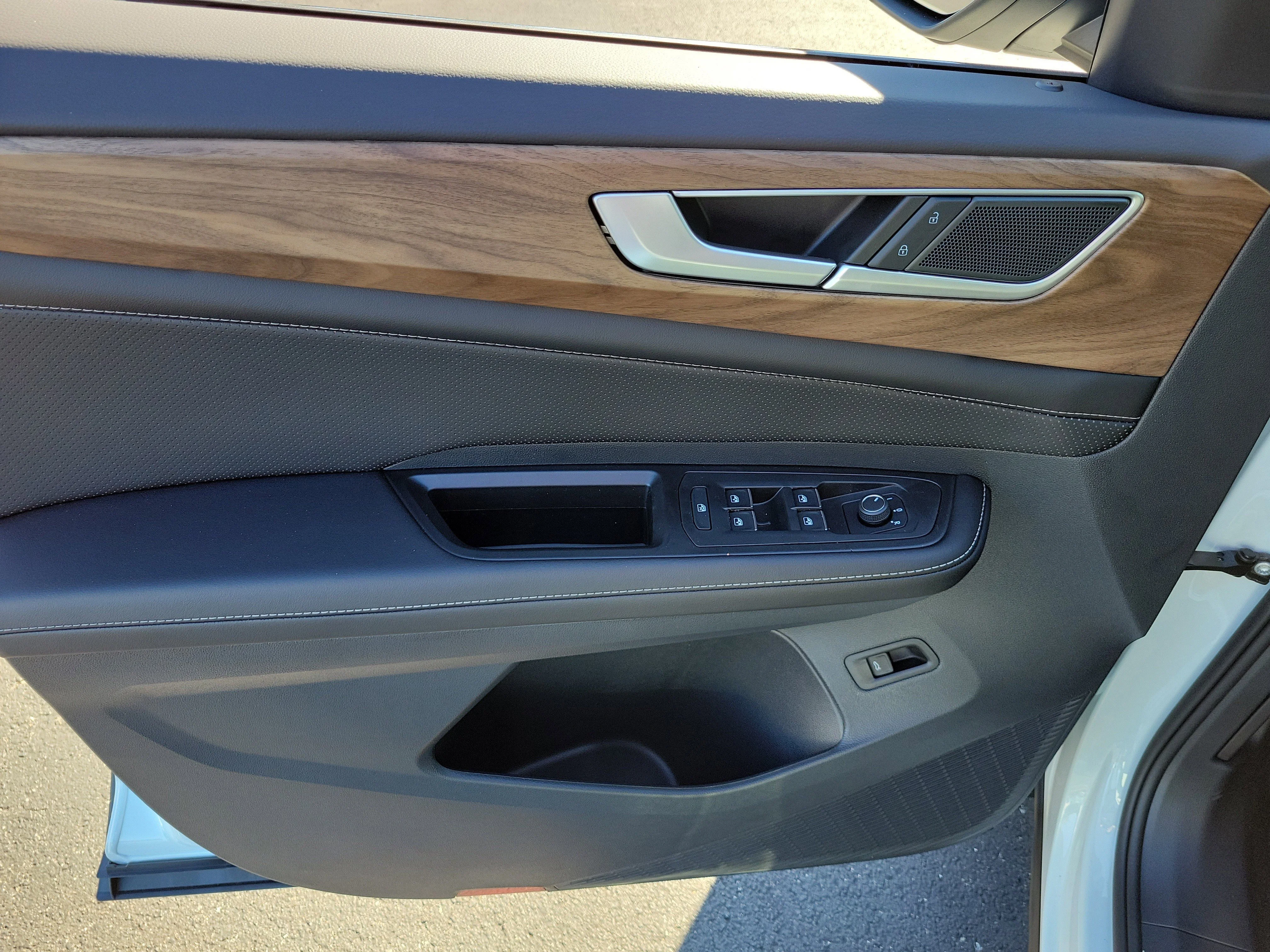 2026 Volkswagen Atlas SE w/Tech - Photo 22