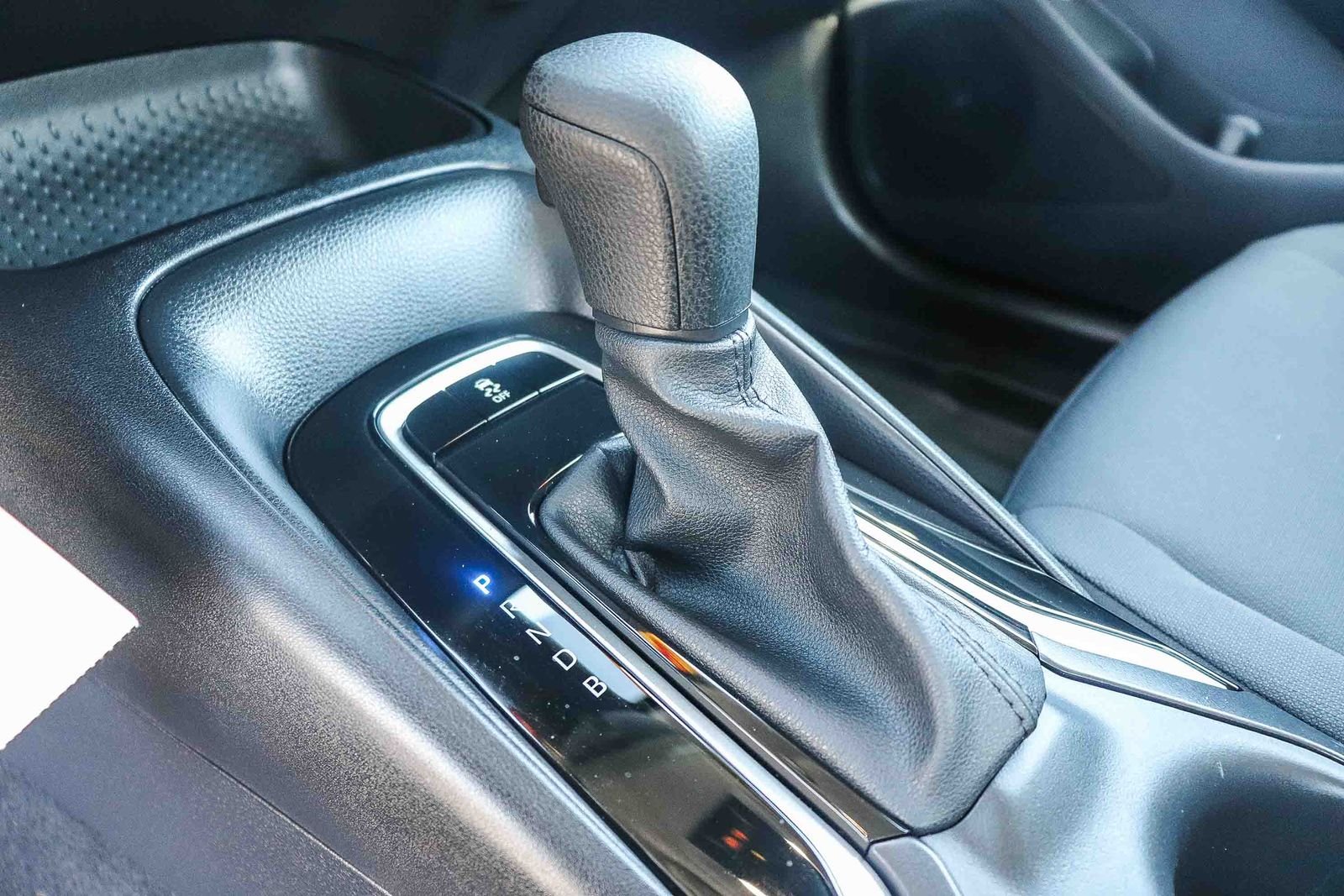Certified Used 2024 Classic Silver Metallic Toyota LE image 24