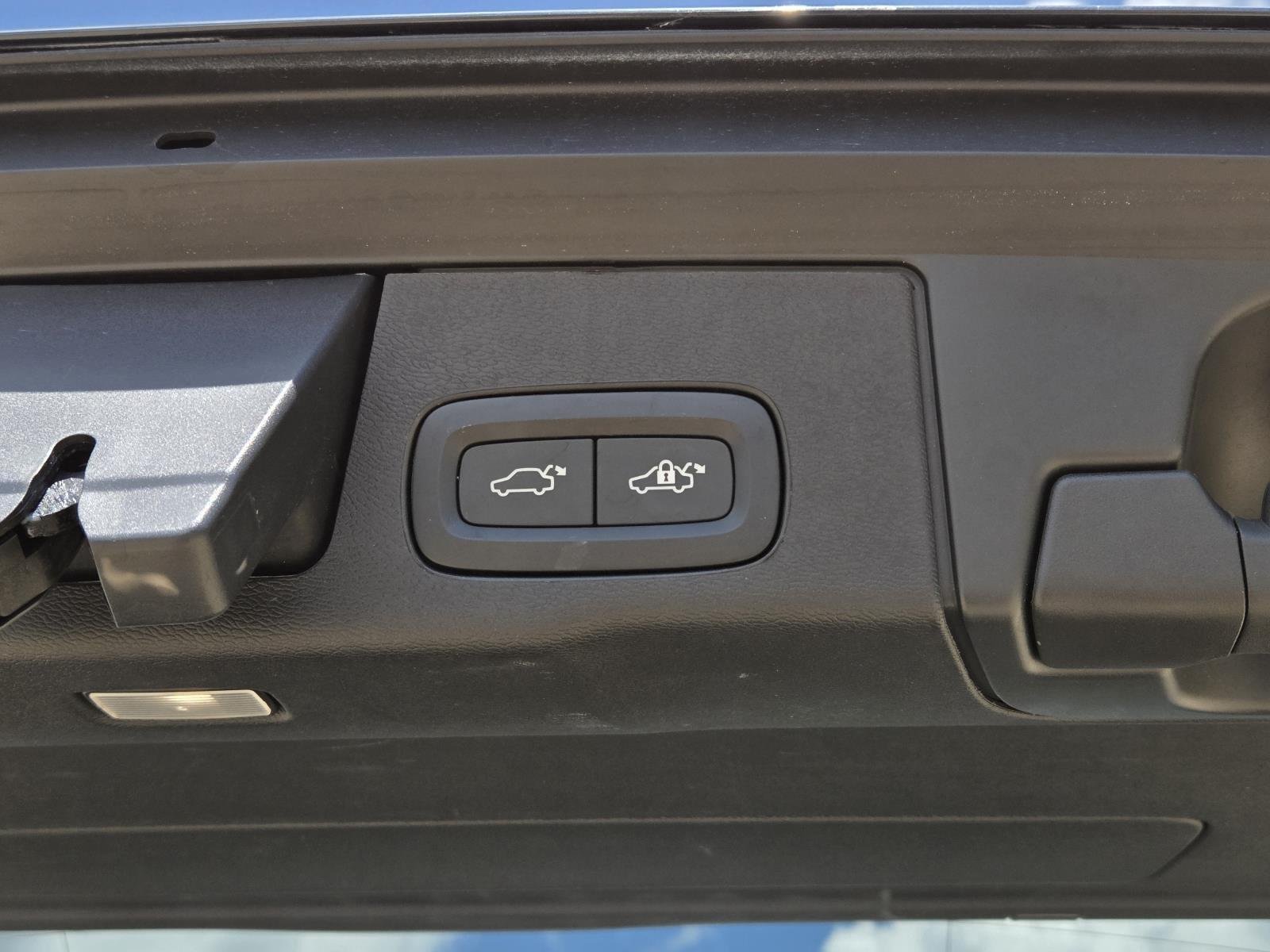 Used 2025 Denim Blue Metallic Volvo Plus image 11