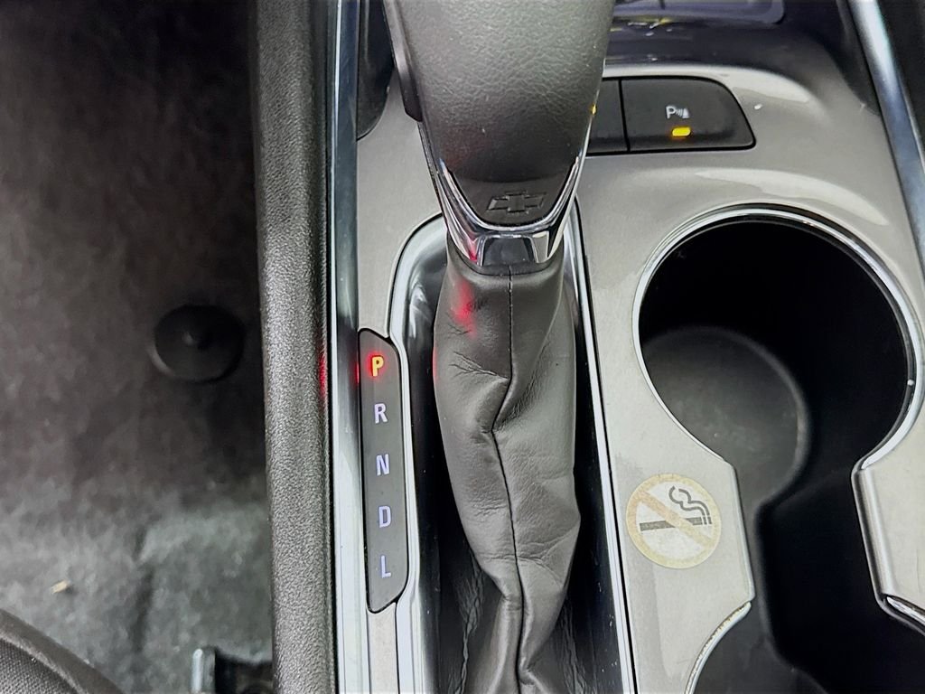Used 2024 Mineral Gray Metallic Chevrolet LT image 20