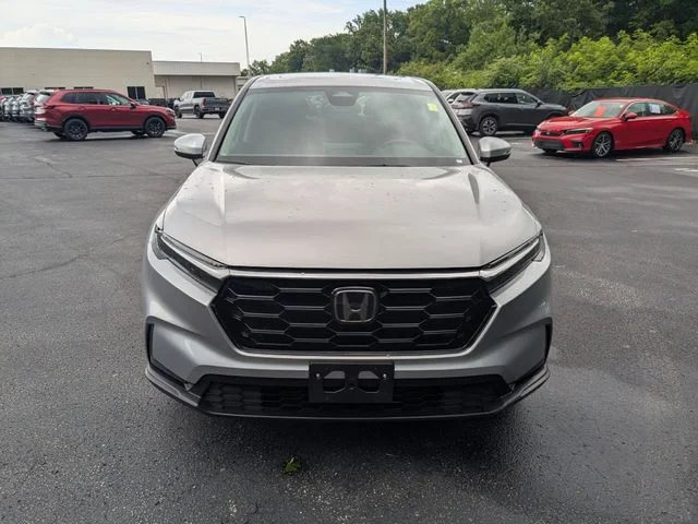 Certified Used 2025 Solar Silver Metallic Honda EX image 5