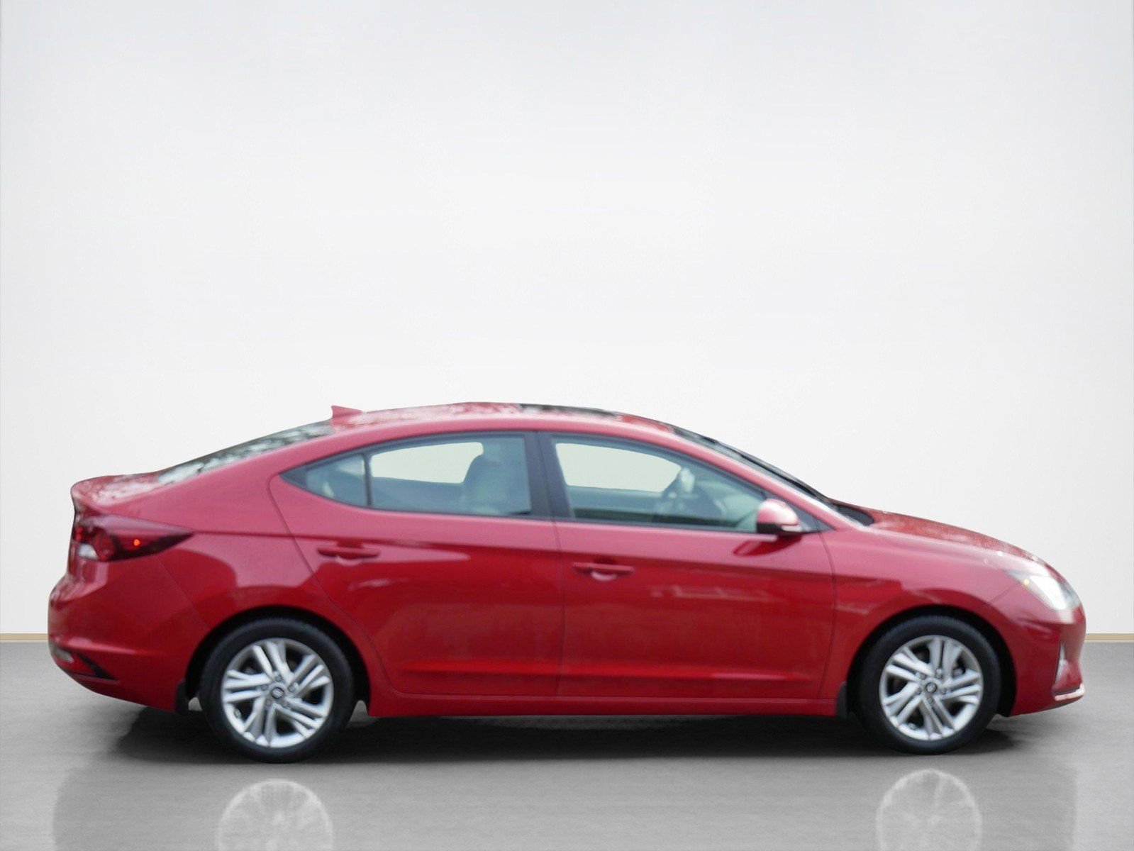 Used 2020 Hyundai Elantra Value Edition with VIN 5NPD84LF6LH538579 for sale in Maplewood, Minnesota