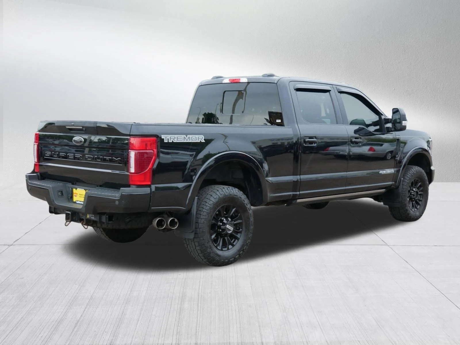 Certified Used 2022 Agate Black Metallic Ford LARIAT image 7