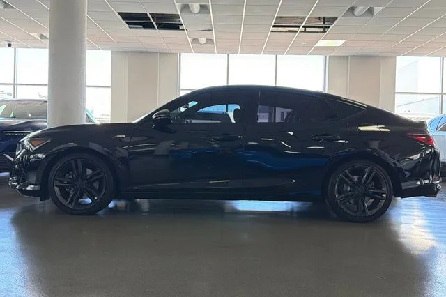 Used 2025 Majestic Black Pearl Acura A-Spec Tech Package image 9