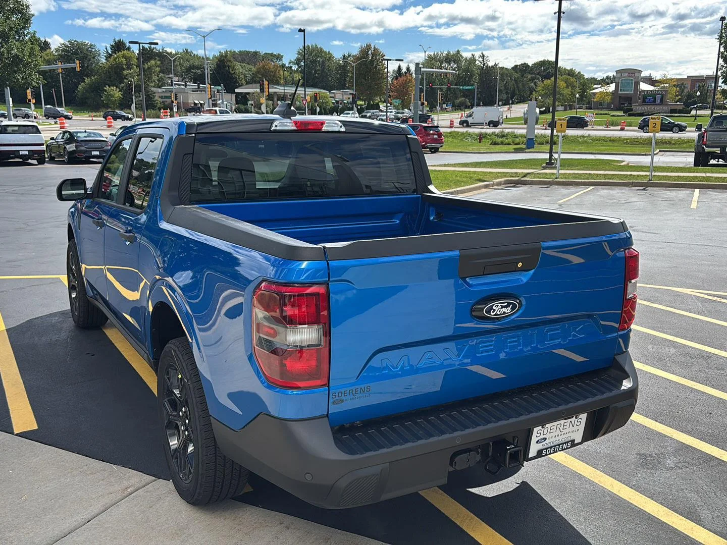 New 2026 Velocity Blue Ford XLT image 7