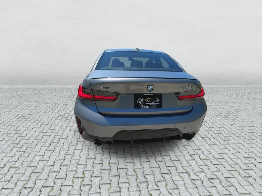 New 2026 Skyscraper Grey Metallic BMW 330i xDrive image 7
