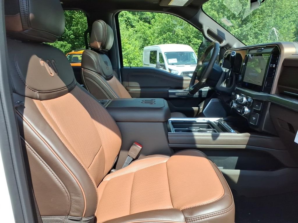 New 2026 Star White Metallic Tri-Coat Ford F-250® King Ranch® image 14