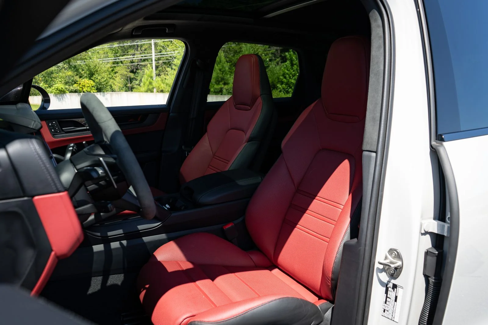 Used 2023  Porsche GTS image 33
